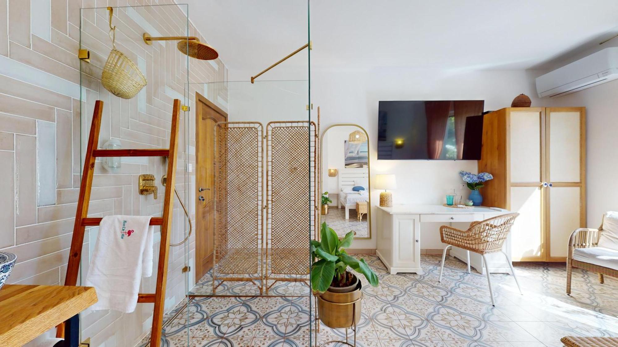 Ron De Mar & La Brisa Bed & Breakfast Pezinok Exterior photo